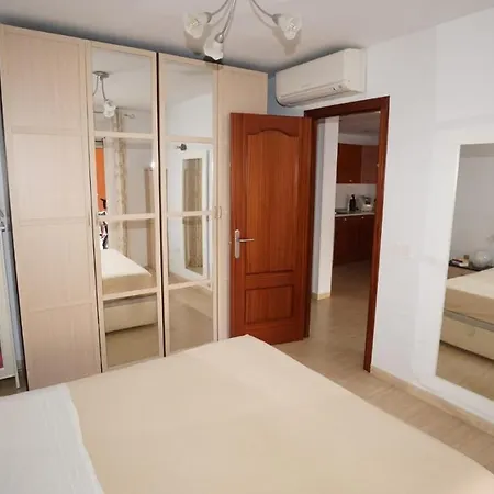 Apartment Expoholidays-santa Ana